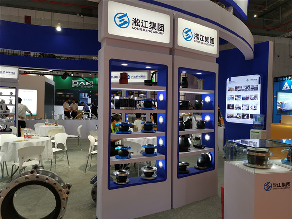 DN65-DN150 EPDM橡膠接(jiē)頭,介質汙水 DN65-DN150 EPDM橡膠接頭,介質汙水